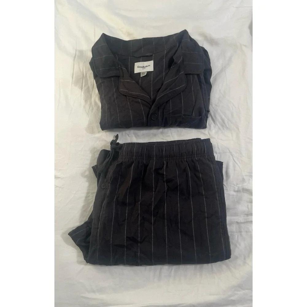 Goodfellow & Co Mens Pajama Set XXL Charcoal Grey Pinstripe Long Sleeve 2 Piece